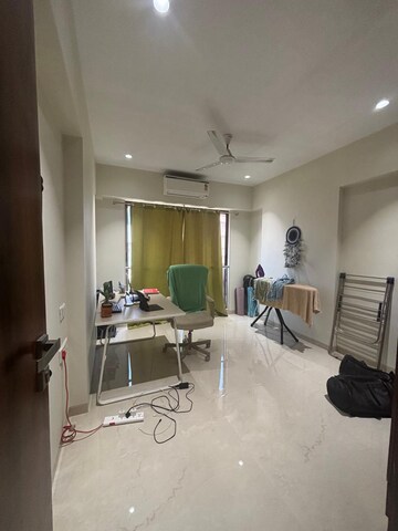 Living Room in 2 BHK Apartment at Sindhi Society, Chembur – for Rent