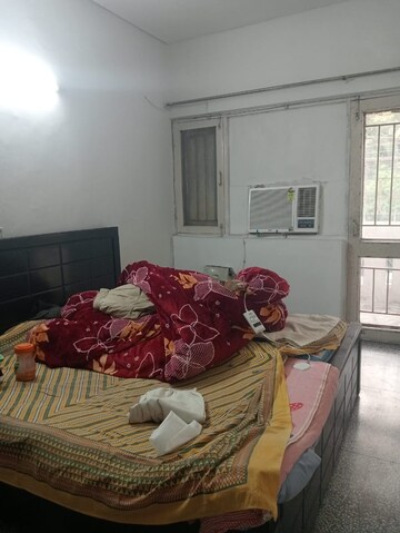Bedroom in 2 BHK Villa at RWA Apartments Sector 40, Sector 40 – for Rent