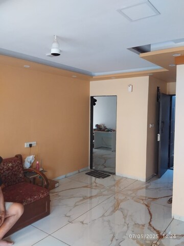 Living Room in 3 BHK Apartment at Chembur – for Rent