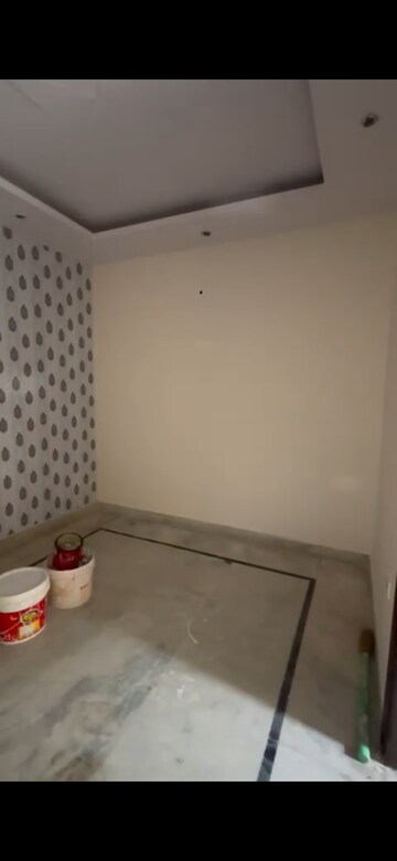 Living Room in 2.5 BHK Builder Floor at Govindpuri – for Sale
