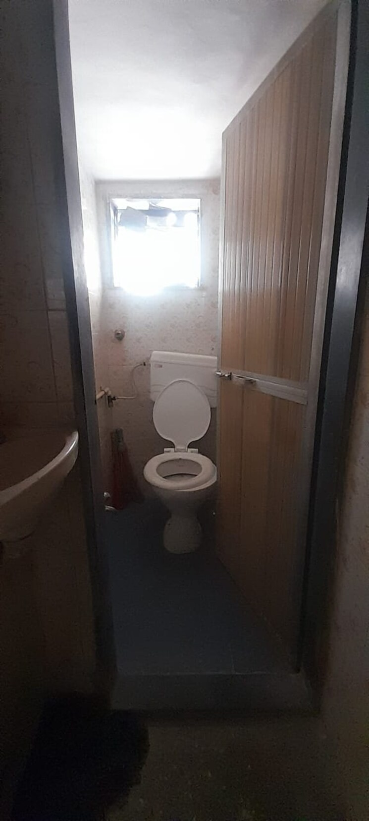 Bathroom, jai-jawan-complex 1 Bedroom 750 Sq.Ft. Independent House In Vashi Sector 17 Navi Mumbai 8631264