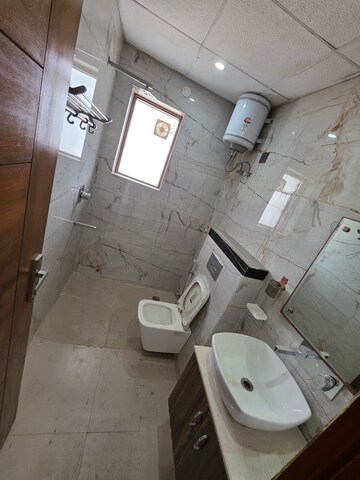 Master Bedroom in 4 BHK Builder Floor at Sushant Lok 3, Sector 57 – for Rent