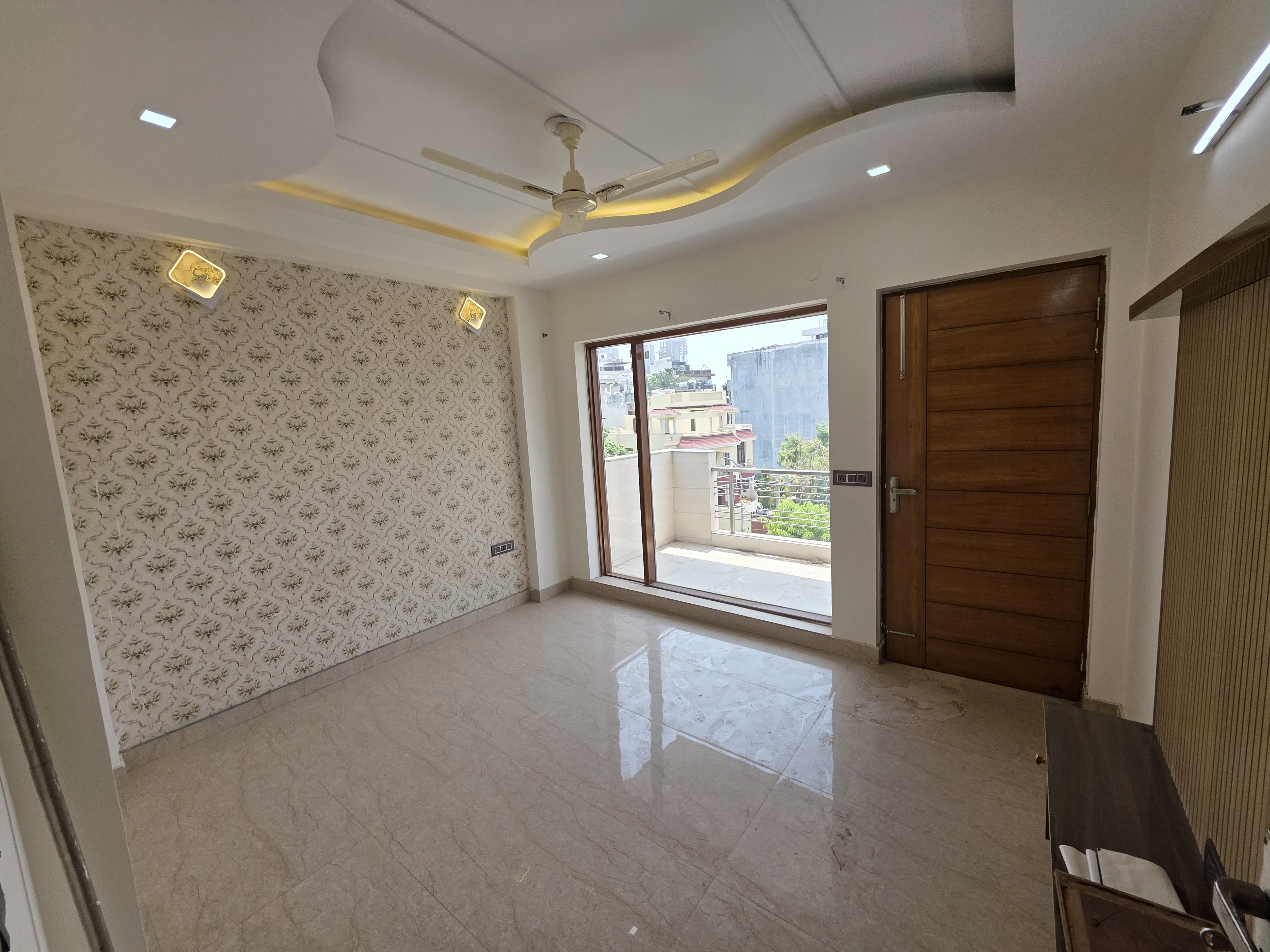 4 BHK 1950 Sq.Ft. Builder Floor in Sushant Lok 3