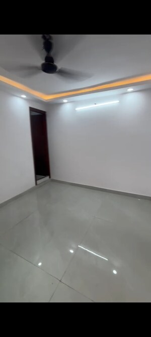 Room in 1 BHK Builder Floor at Malviya Nagar – for Sale