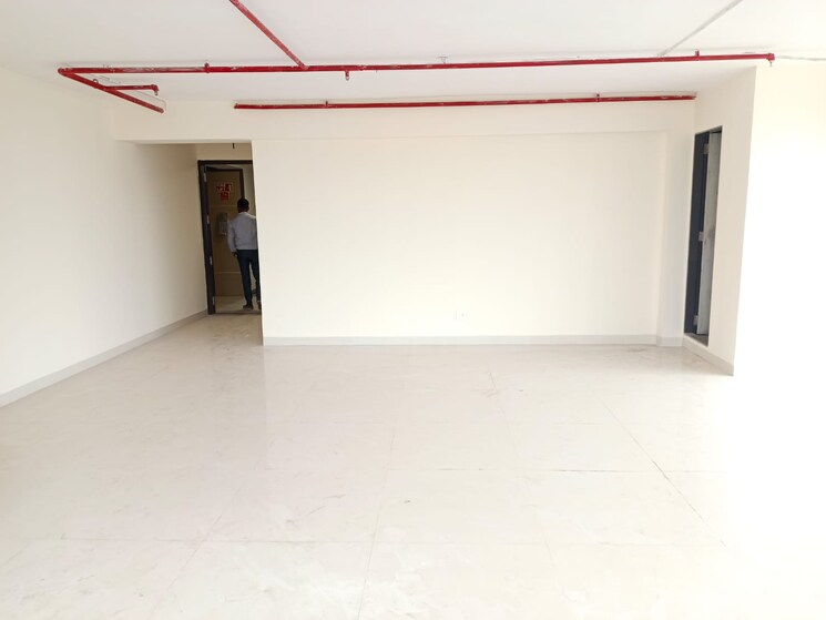 Room, one-world Commercial Office Space 664 Sq.Ft. In Malad West Mumbai 8631393