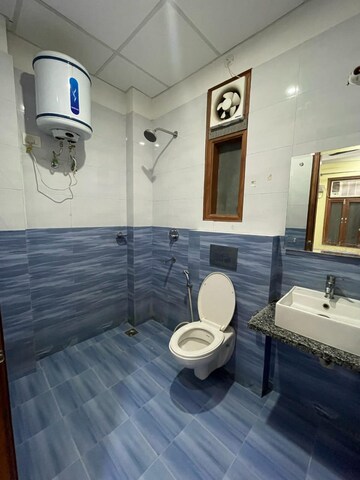 Bathroom in 2.5 BHK Builder Floor at Palam Vihar Residents Association, Palam Vihar – for Rent