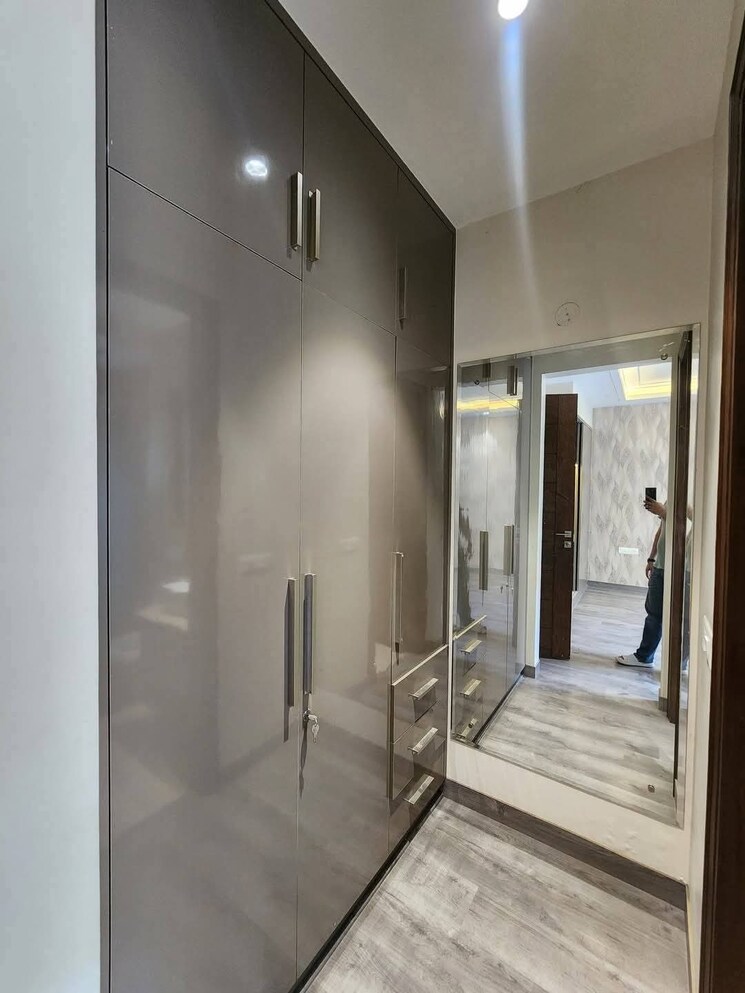 Bathroom, bu-sfs-flats 3 Bedroom 900 Sq.Ft. Builder Floor In Pitampura Delhi 8631450