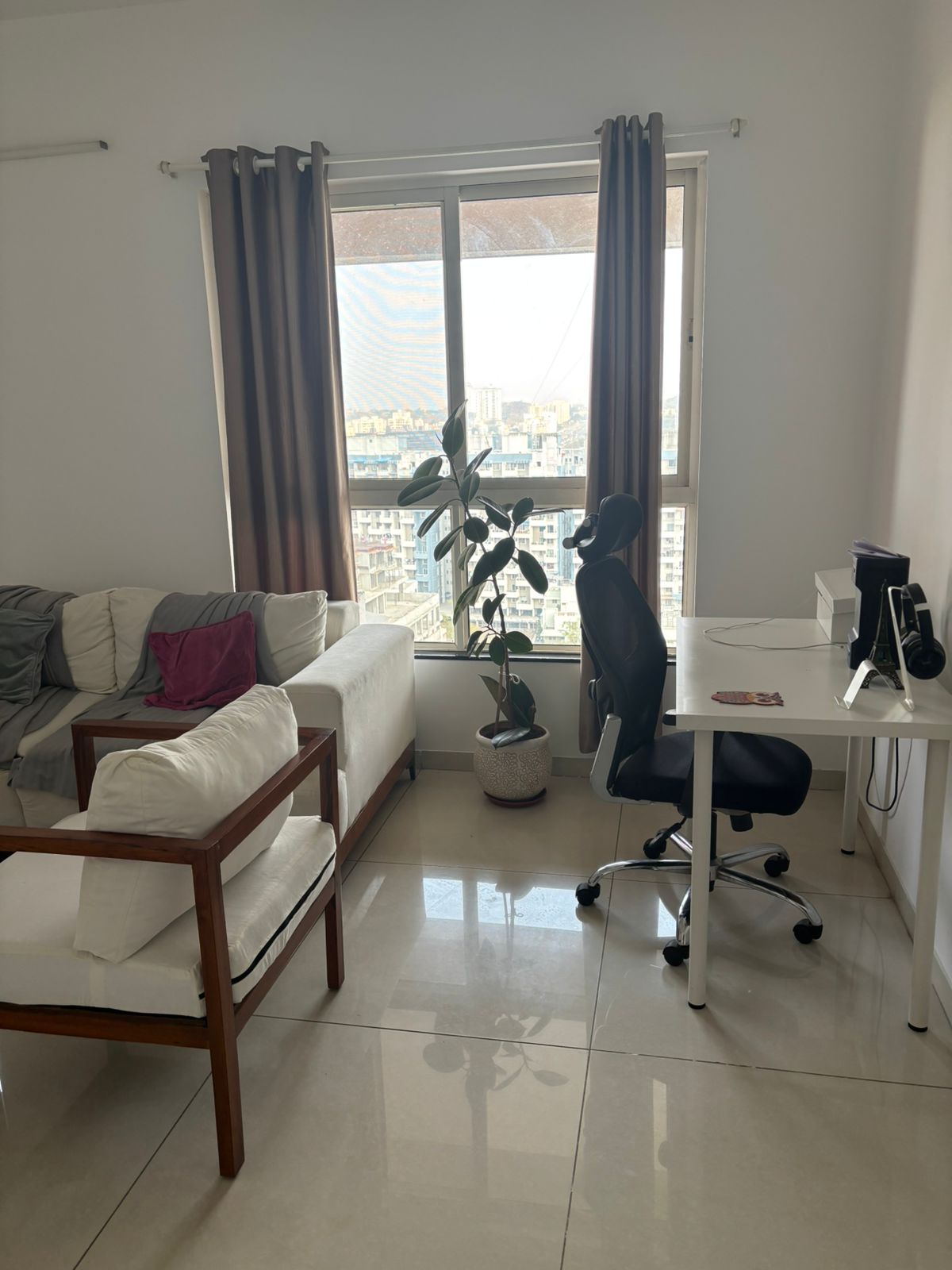 2 BHK + Extra Room Apartment For Rent in Kolte Patil 24K Stargaze