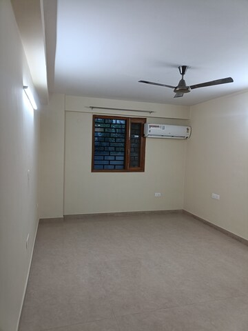 2 BHK Builder Floor For Rent in Ansal API Esencia, Sector 67