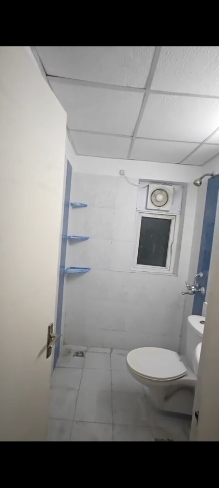 Bathroom, bptp-park-elite-premium 4 Bedroom 1400 Sq.Ft. Apartment In Sector 84 Faridabad 8631508