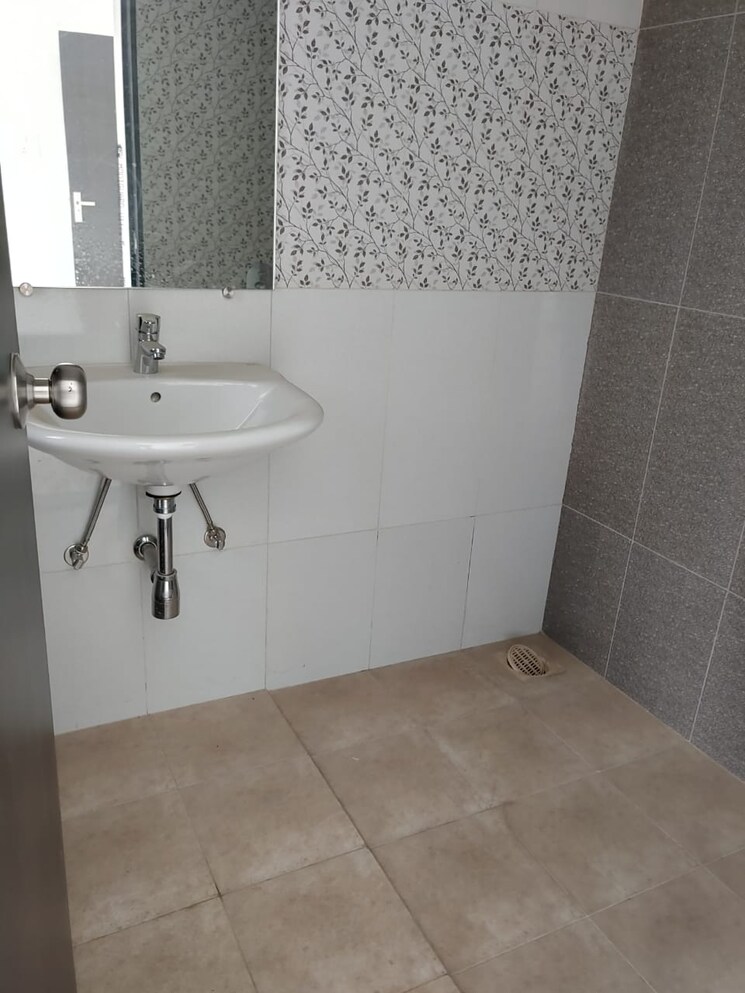 Bathroom, kolte-patil-stargaze 3 Bedroom 1554 Sq.Ft. Apartment In Bavdhan Pune 8631521