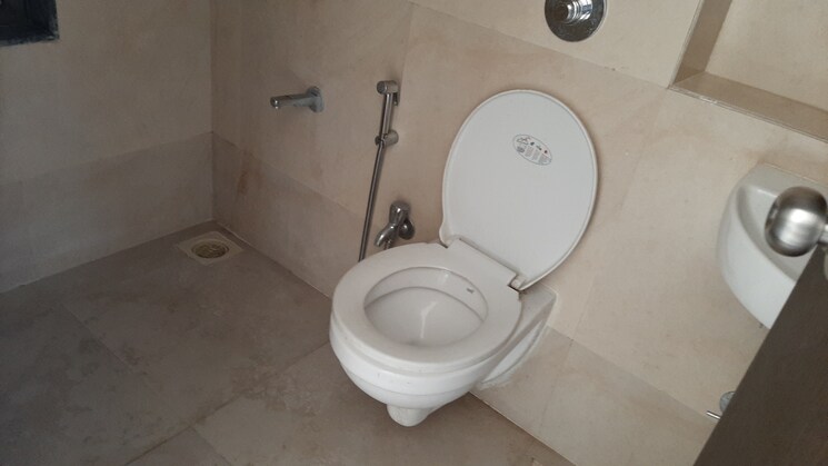 Bathroom, conwood-astoria 1 Bedroom 645 Sq.Ft. Apartment In Goregaon East Mumbai 8631541