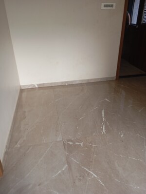 Room in 2 BHK Apartment at Rajasthan CHS, Andheri East – for Sale