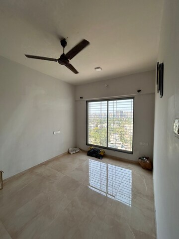 Room in 1 BHK Apartment at Vardhan Heights, Chembur – for Rent