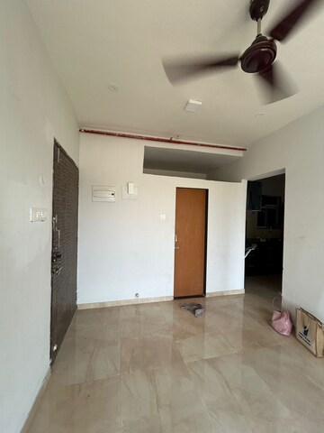 Room in 1 BHK Apartment at Vardhan Heights, Chembur – for Rent
