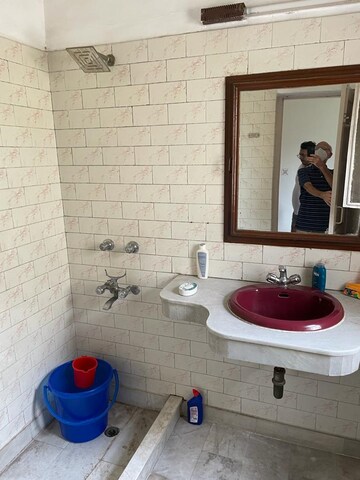 Bathroom in 3 BHK Apartment at South Delhi – for Sale