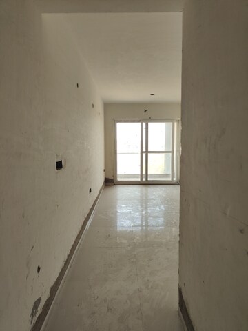 Room in 3 BHK Apartment at Khamardih Road – for Sale