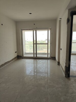 Room in 3 BHK Apartment at Khamardih Road – for Sale