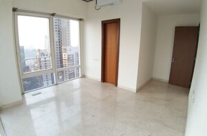 Bedroom in 4 BHK Apartment at Indiabulls Blu, Worli – for Sale