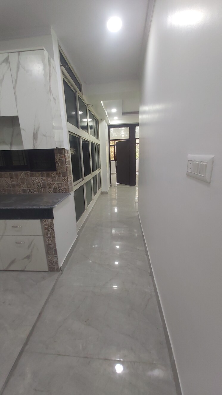 Kitchen, mayur vihar 3.5 Bedroom 1050 Sq.Ft. Builder Floor In Mayur Vihar Delhi 8631624