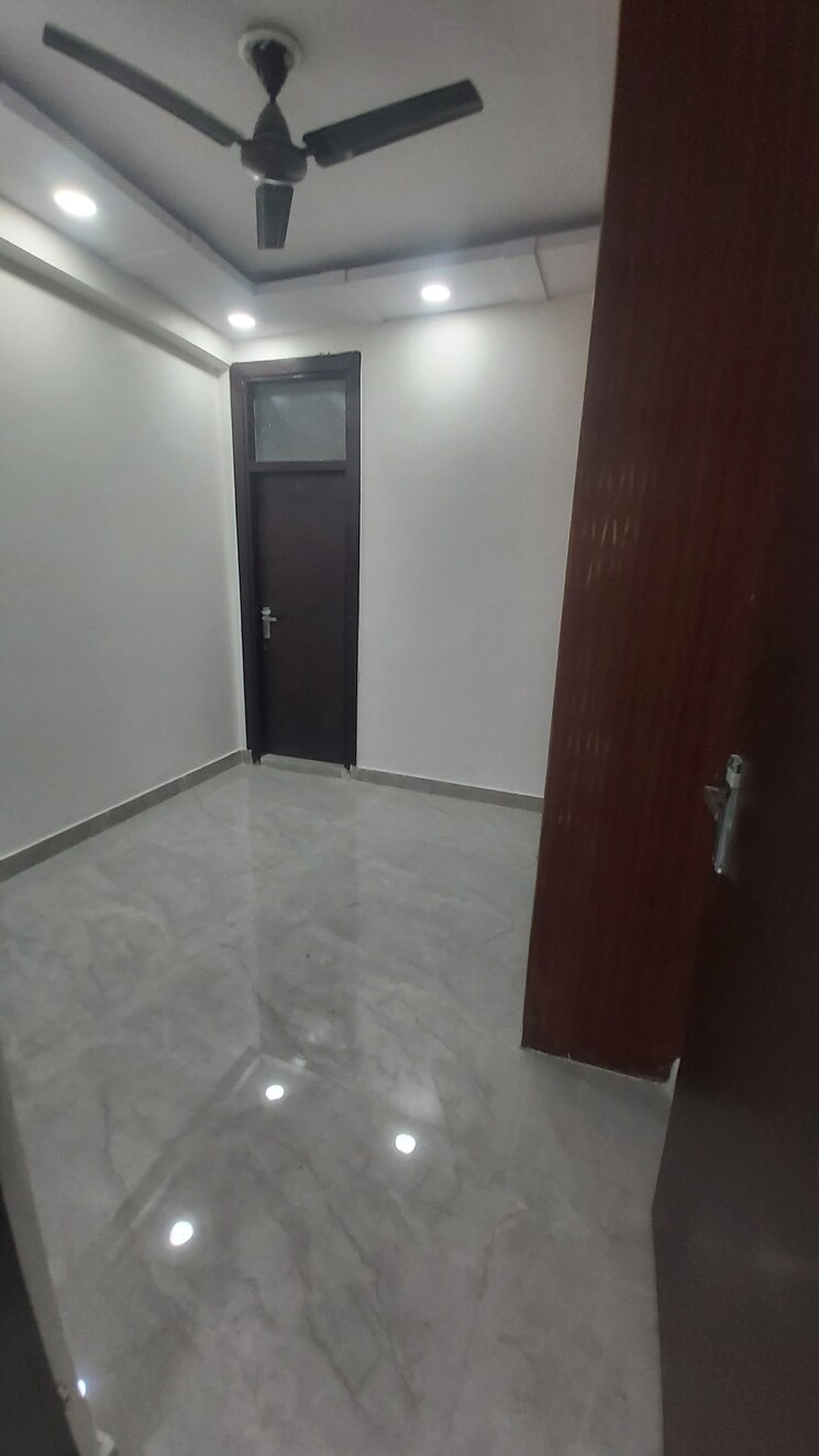 undefined, mayur vihar 3.5 Bedroom 1050 Sq.Ft. Builder Floor In Mayur Vihar Delhi 8631624