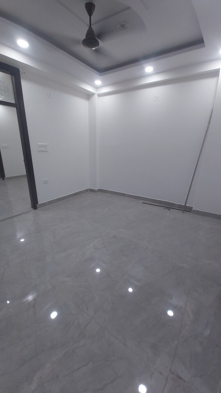 undefined, mayur vihar 3.5 Bedroom 1050 Sq.Ft. Builder Floor In Mayur Vihar Delhi 8631624