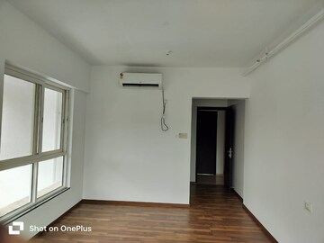 Room in 4 BHK Apartment at Kolte Patil 24K Stargaze, Bavdhan – for Rent