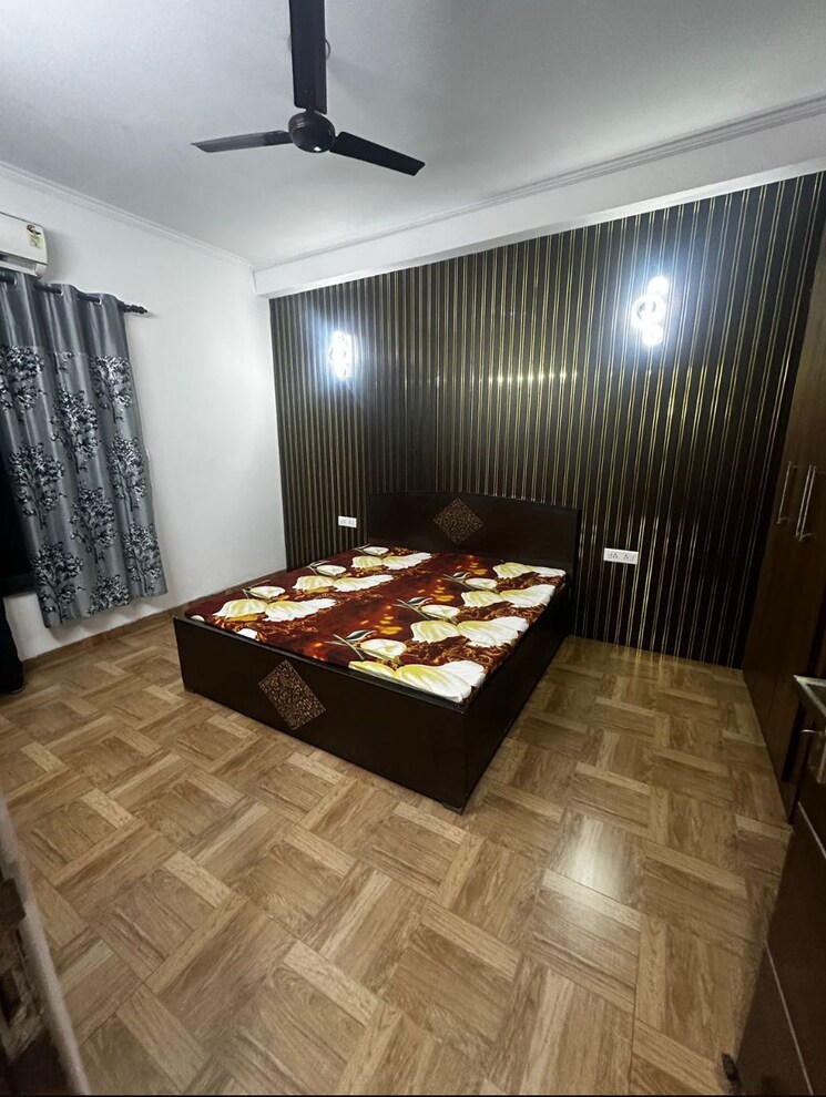 Bedroom, sector 57 3 Bedroom 1836 Sq.Ft. Builder Floor In Sector 57 Gurgaon 8631649