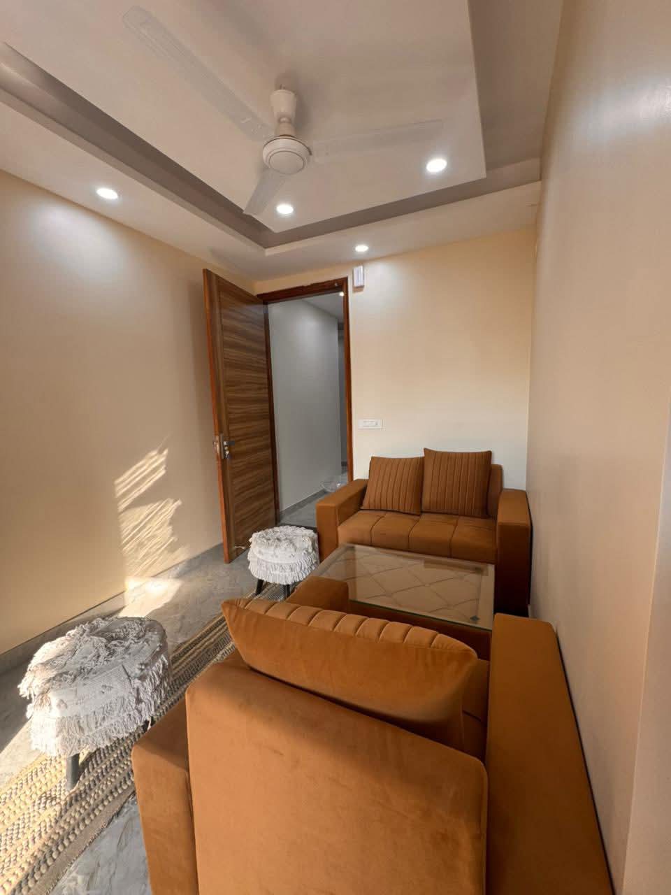 2 BHK + Extra Room Builder Floor For Sale in RWA Tomar Colony