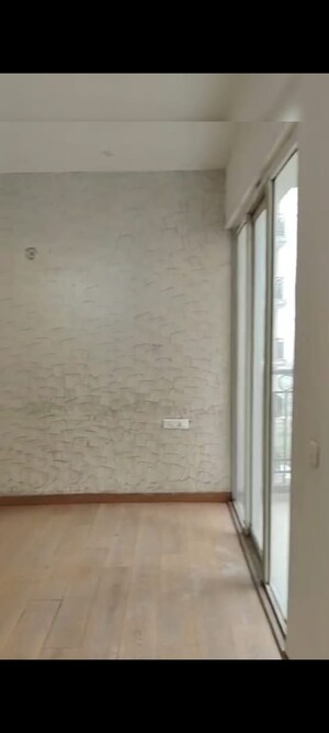 Room in 4 BHK Apartment at Prateek Grand City, Siddharth Vihar – for Sale