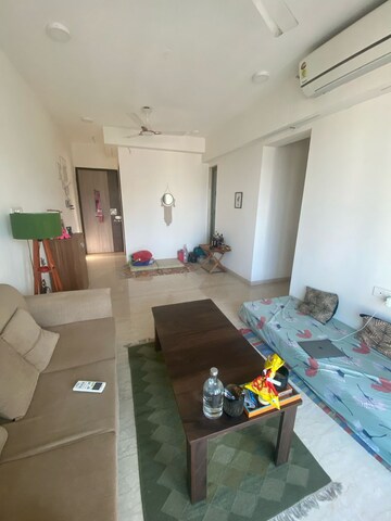2 BHK Apartment For Rent in Chandak Cornerstone, Worli