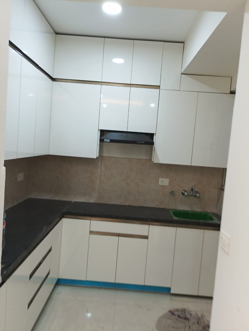 2 BHK Apartment For Rent in Signature The Millennia 2