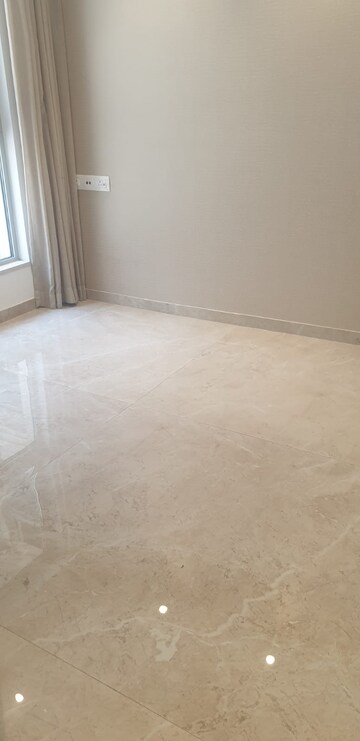 1 BHK Apartment For Rent in Hiranandani Regent Hill, Powai
