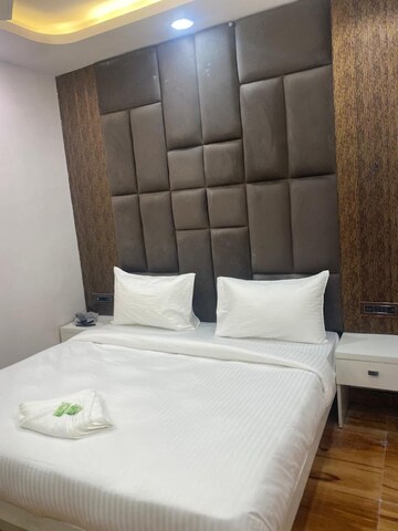 Bathroom in 2 BHK Apartment at Migsun Ultimo, Omicron Iii Greater Noida – for Rent
