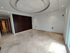 Room in 4 BHK Apartment at Vasant Kunj – for Sale