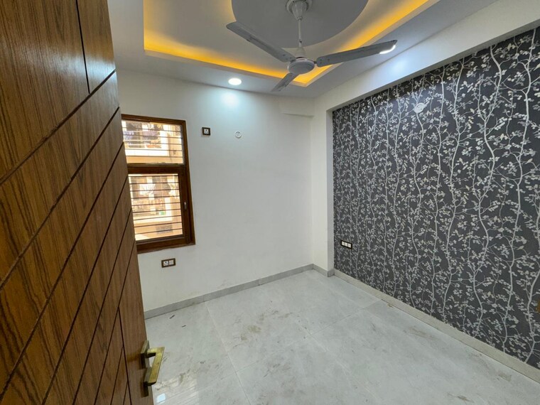Bedroom, sector 107 2 Bedroom 1700 Sq.Ft. Builder Floor In Sector 107 Noida 8631776