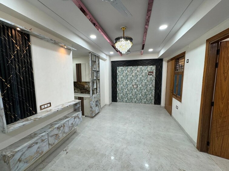 Cover Image, sector 107 2 Bedroom 1700 Sq.Ft. Builder Floor In Sector 107 Noida 8631776