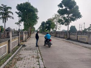  Plot – Exterior View View at Super Corridor - for Sale