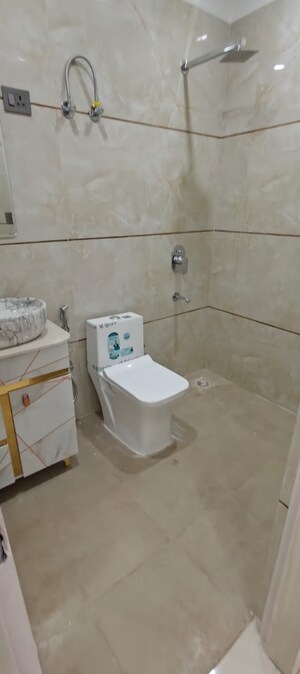 Bathroom in 3 BHK Builder Floor at New Rajinder Nagar – for Sale