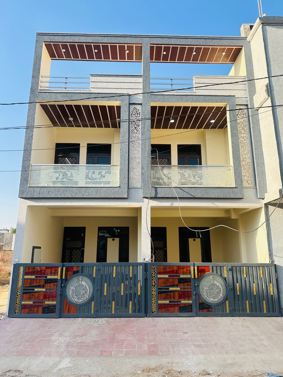3 BHK + Pooja Room,Servant Room,Study Room,Extra Room Villa For Sale in Kalwar Road