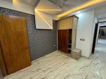 Bedroom in 3 BHK Builder Floor at Sector 107 – for Sale