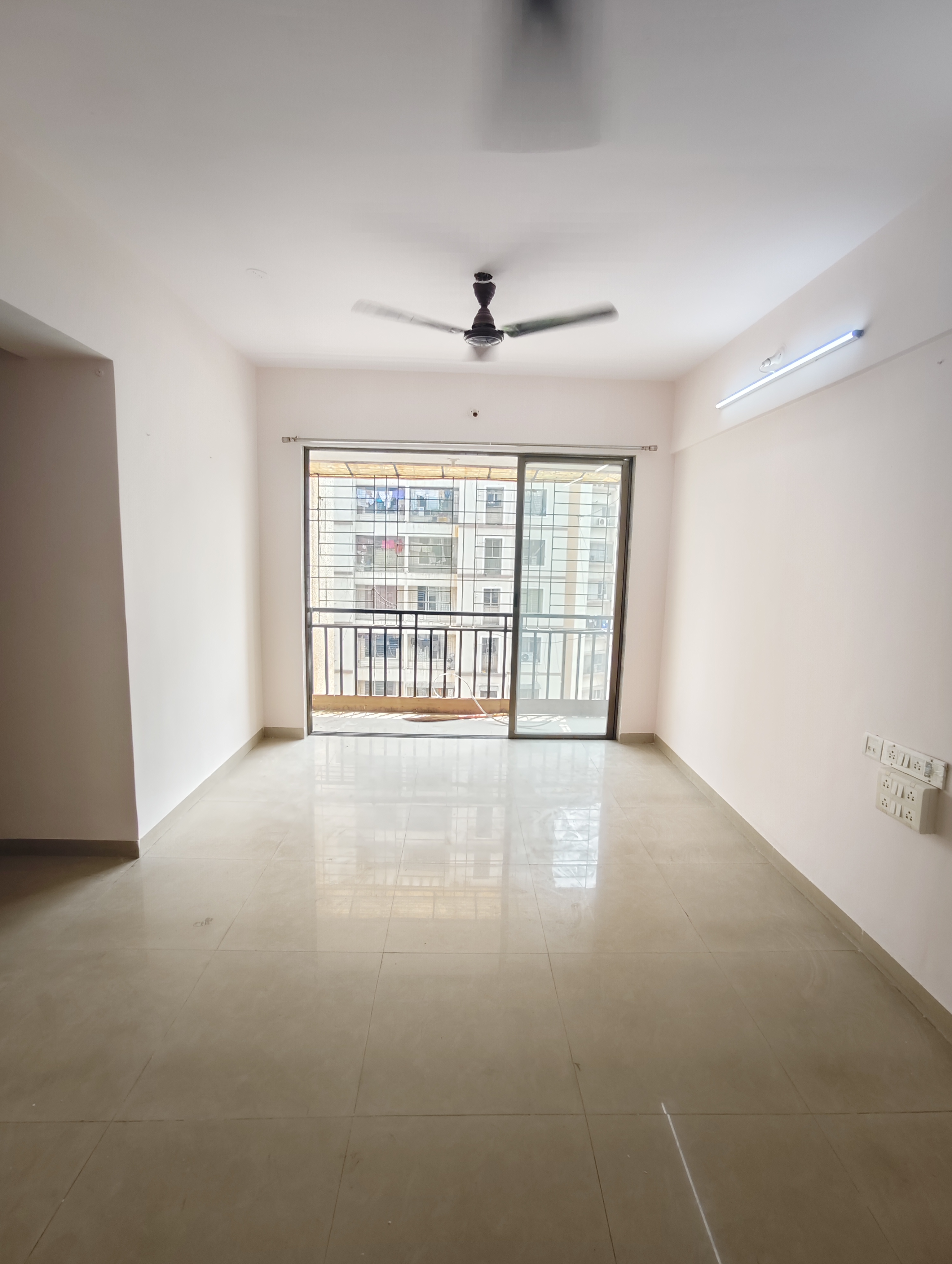 2 BHK + Pooja Room Apartment For Sale in Horizon Height