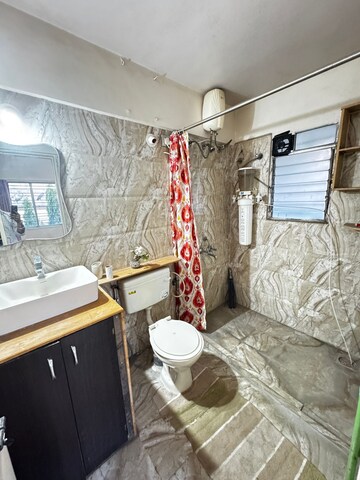 Bathroom in 3 BHK Builder Floor at Mahavir Enclave 1 – for Sale