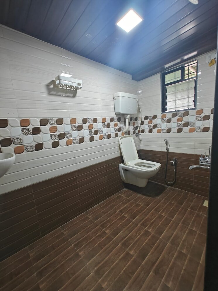 Bathroom, seawoods 3 Bedroom 1500 Sq.Ft. Apartment In Seawoods Navi Mumbai 8631866