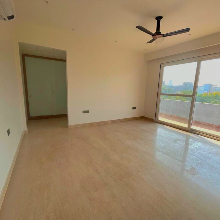 Room, sector 56 4 Bedroom 4500 Sq.Ft. Builder Floor In Sector 56 Gurgaon 8631901