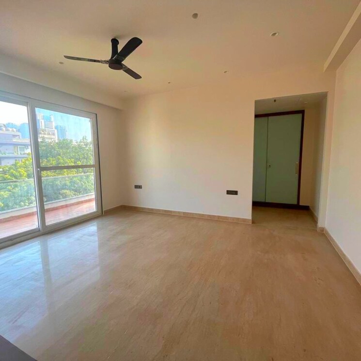 Room, sector 56 4 Bedroom 4500 Sq.Ft. Builder Floor In Sector 56 Gurgaon 8631901