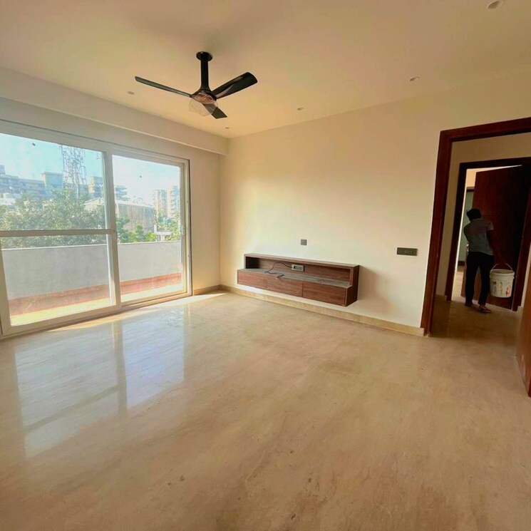 Room, sector 56 4 Bedroom 4500 Sq.Ft. Builder Floor In Sector 56 Gurgaon 8631901
