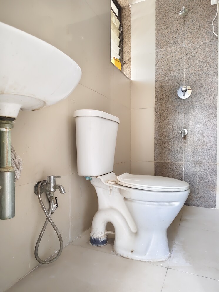 Bathroom, terraform-everest-countryside-daffodil 1 Bedroom 420 Sq.Ft. Apartment In Ghodbunder Road Thane 8631908