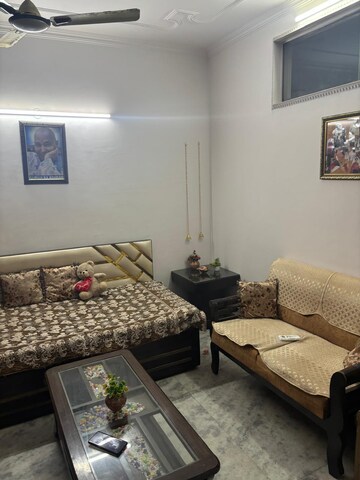 Bedroom in 2 BHK Builder Floor at Govindpuri – for Rent