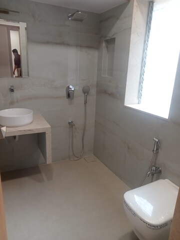Bathroom in 3 BHK Apartment at Shilpa Apartment Santacruz West, Santacruz West – for Rent